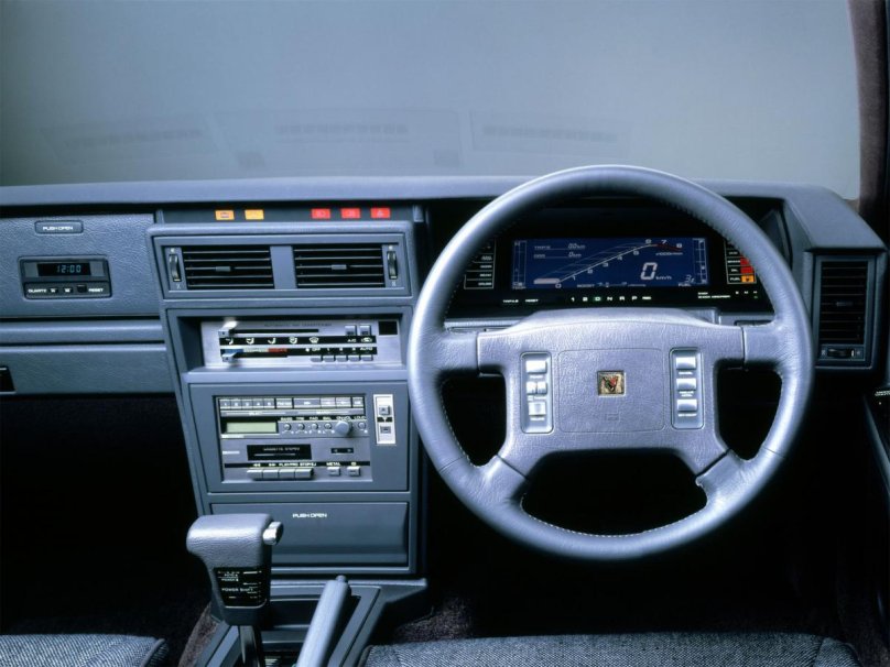 Nissan leopard 1986