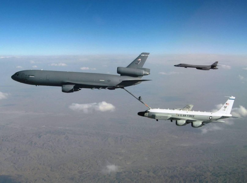 Rc 135 reconnaissance aircraft