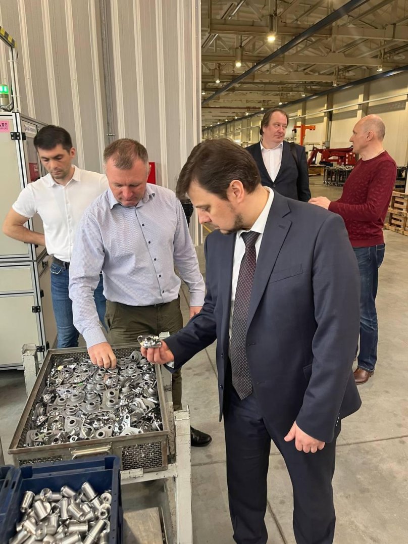 Flyg Hommel Zavolzhye