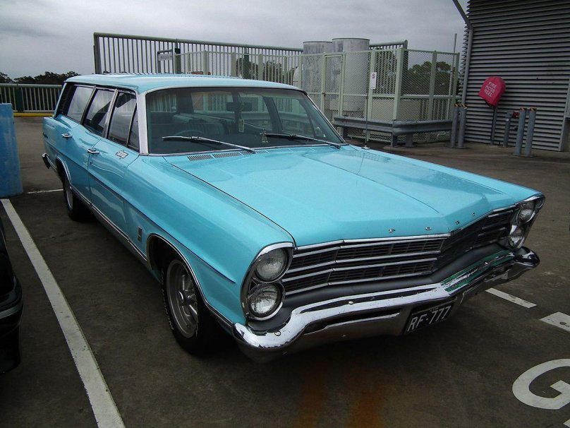 Ford Country sedan 1967