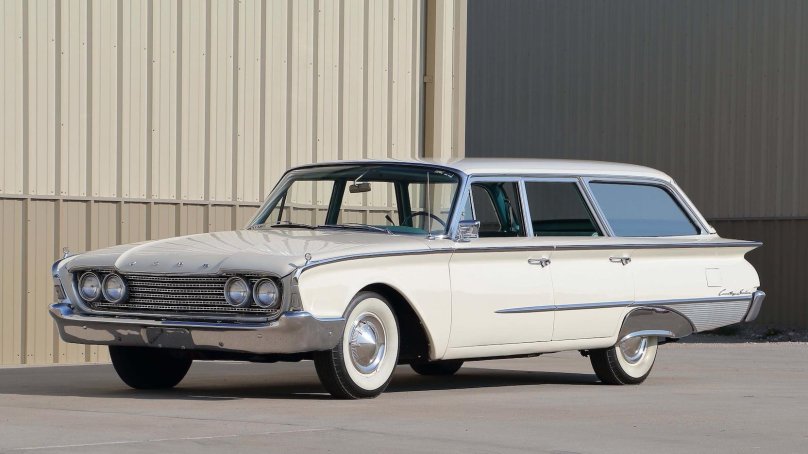 1960 Ford Sedan