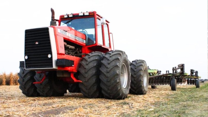 Versatile 280 tractor