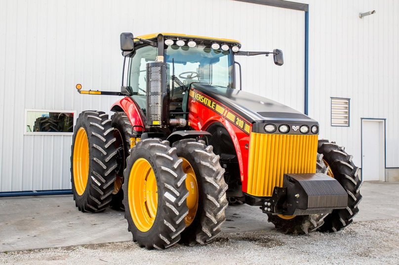 Versastyle tractor 370