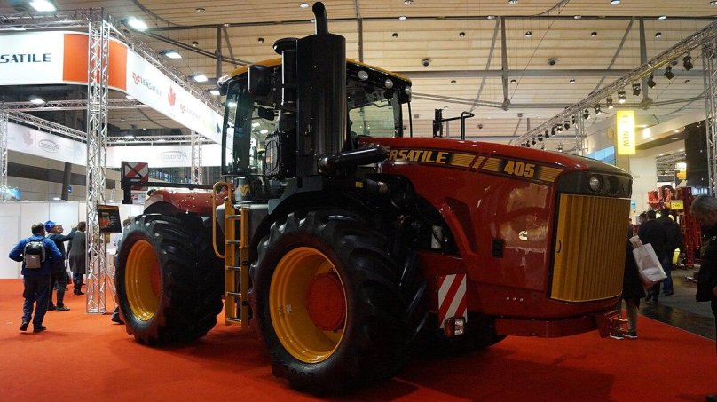 Versastyle 405 tractor