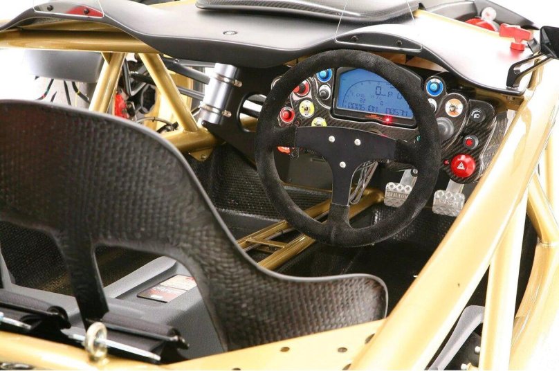 Ariel Atom 500 v8 dashboard
