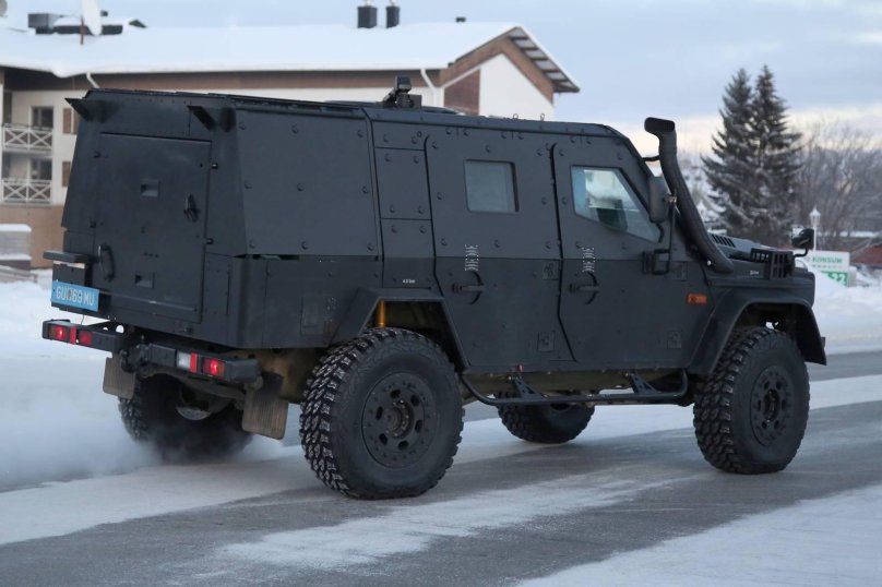 Armored car LAPV