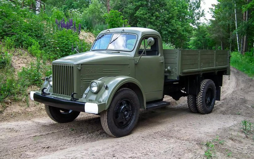 Gaz 51 flatbed