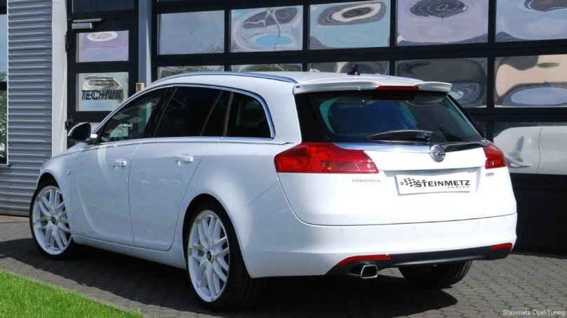 Opel Insignia Sports Tourer 2009