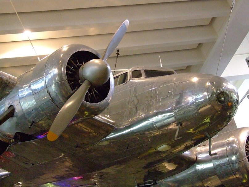 Lockheed Electra 10