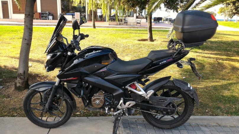 Bajaj Pulsar 150