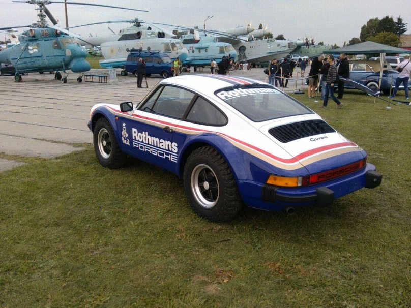 Porsche 953 Dakar Original Side view PNG