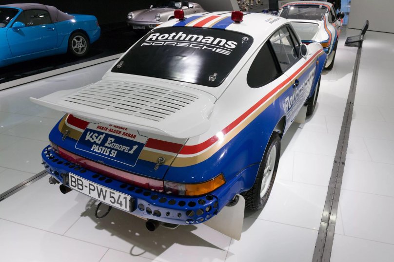 Porsche 953