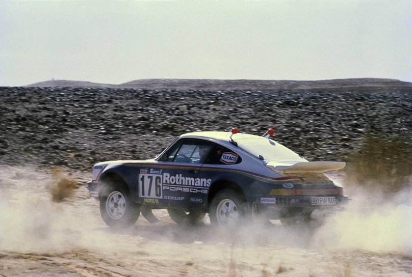 Porsche 911 Dakar