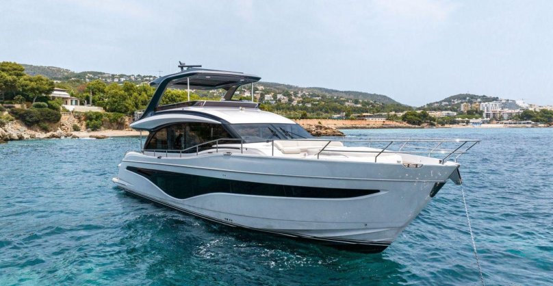 Yacht Princess 72