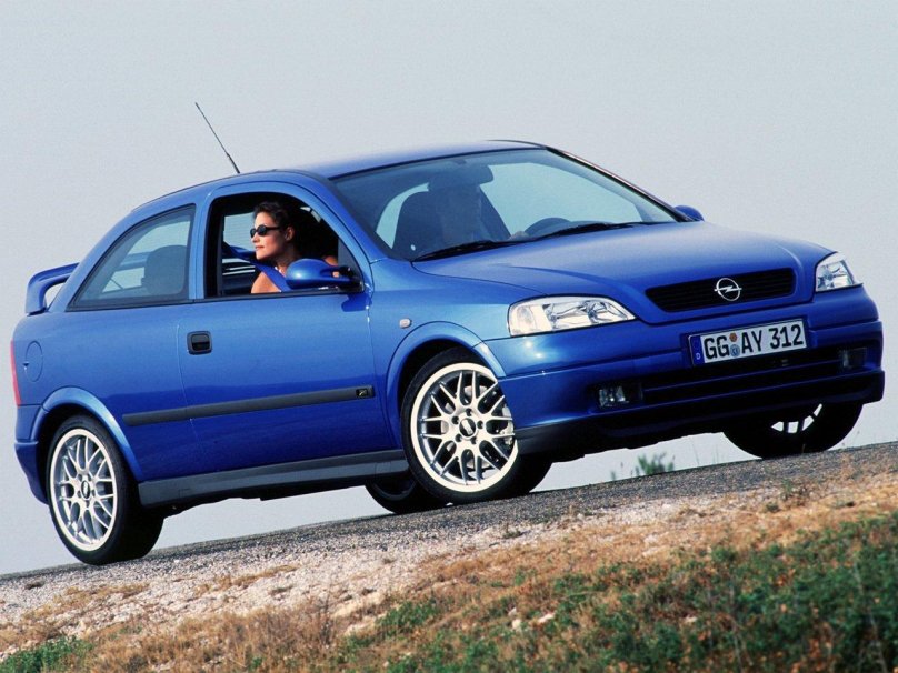 Opel Astra g 1998 hatchback