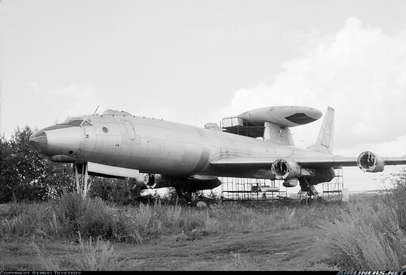 Tu-126 with Liana radar system