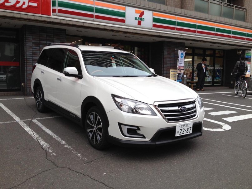 Subaru Crossover 7