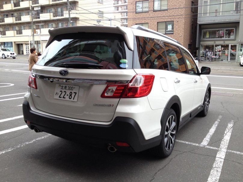Subaru Crossover 7