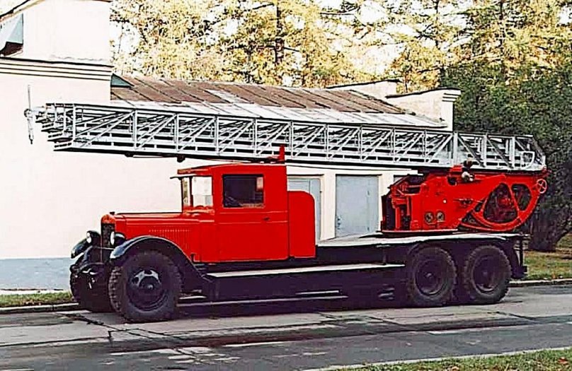 Pel-30 on ZIS-6 chassis