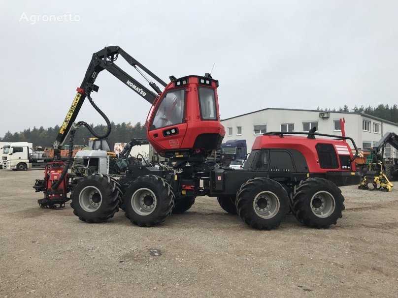 Komatsu 931 XC Harvester