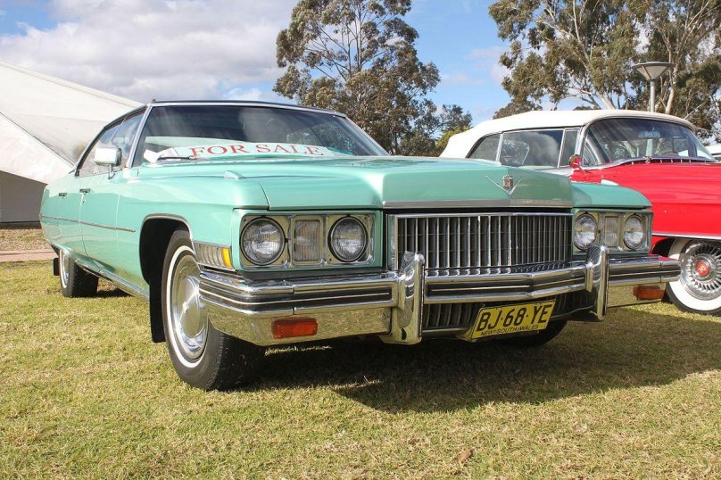 Cadillac Deville 1994 Tupac killer