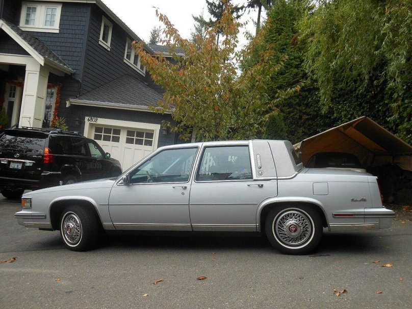 Cadillac Deville 1986