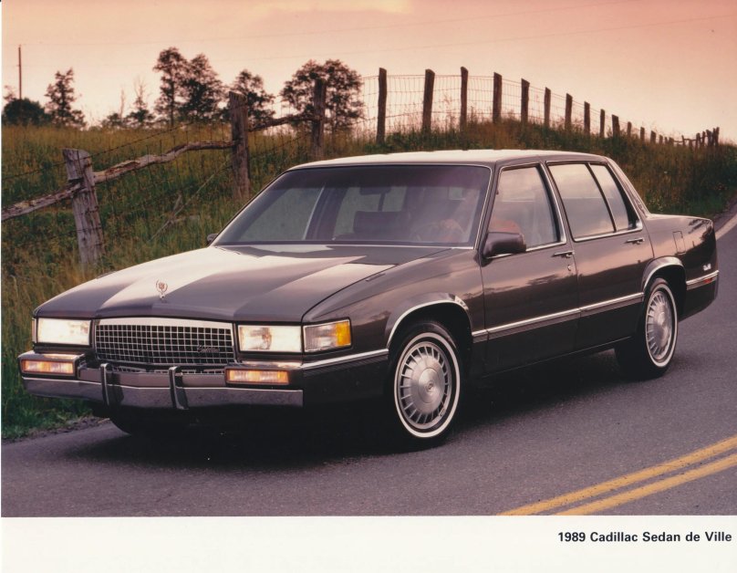 Cadillac Deville sedan 1985