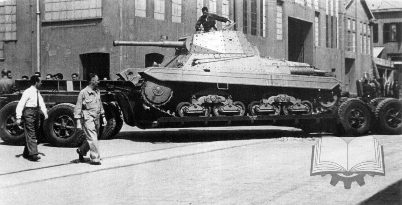 Photos of Ansaldo factories with Mussolini