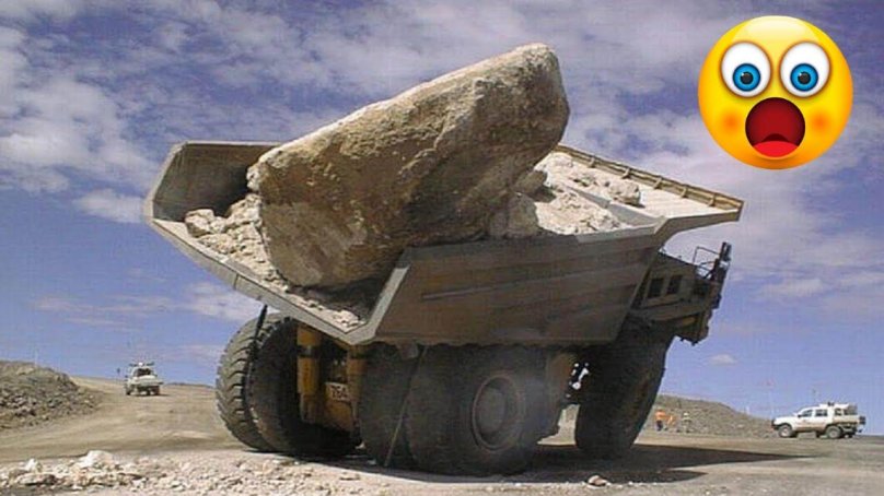 Unusual dump truck