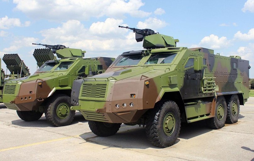 Armored car M577