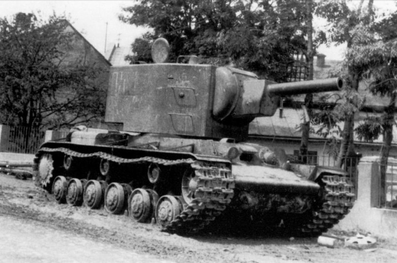 Klim Voroshilov tank kv-2