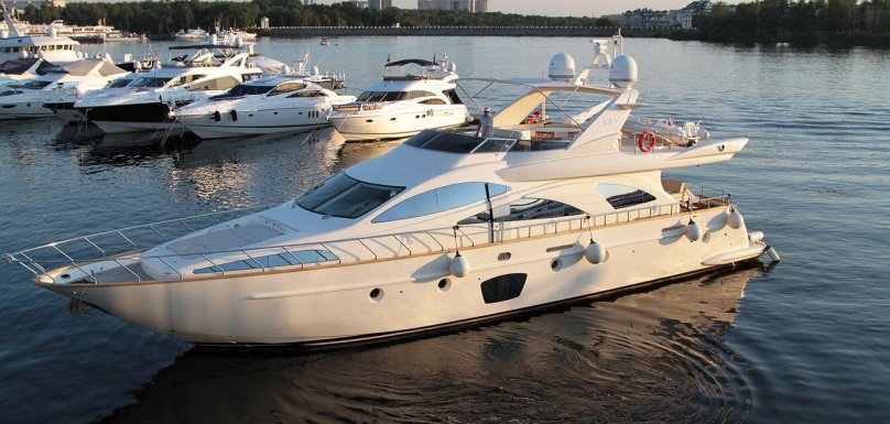 Motor yacht Azimut 80 Carat