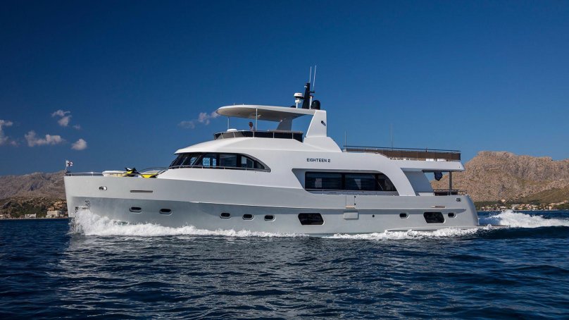 52m explorer yacht