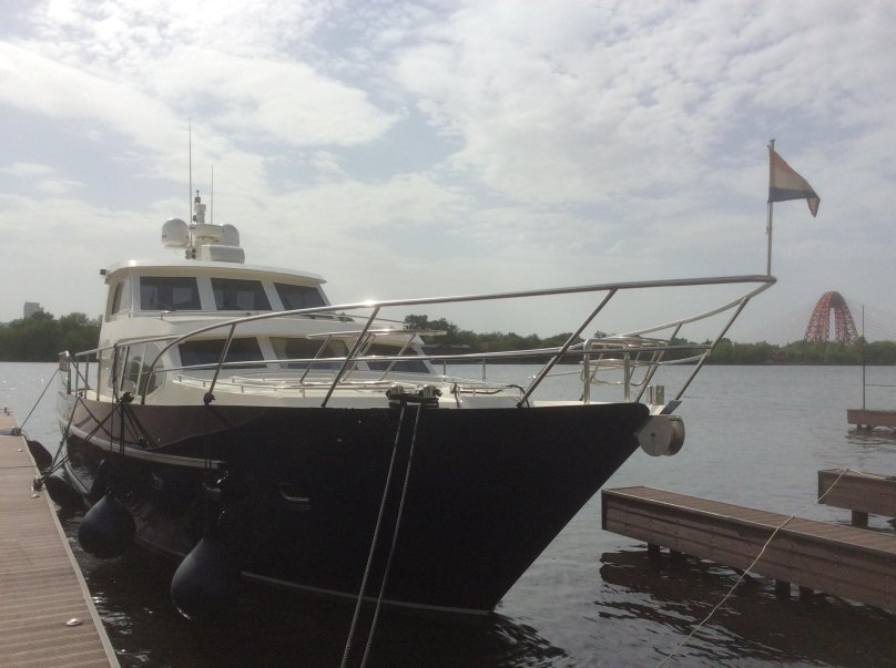 Dutch steel motor yachts