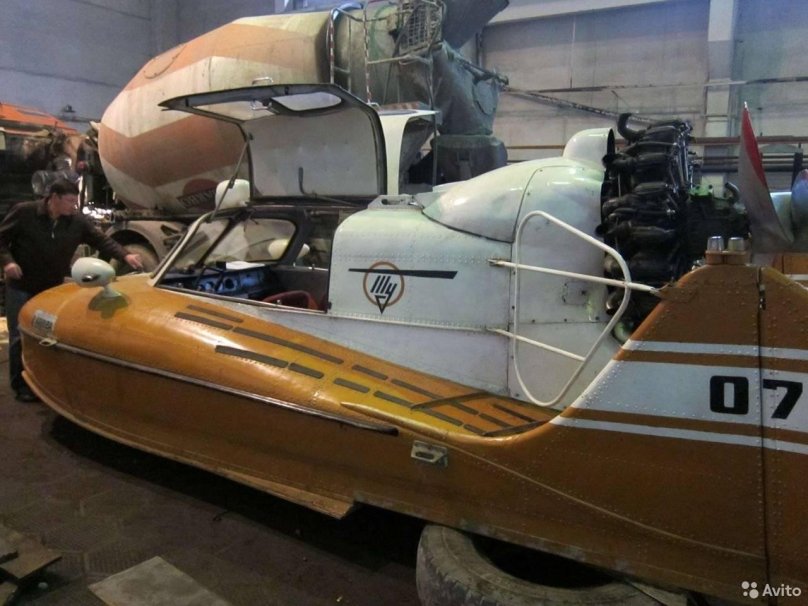 Amphibious snowmobile a-3