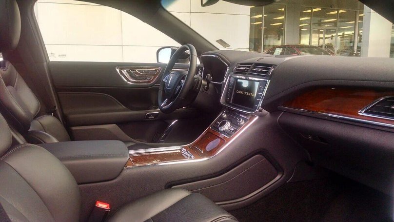 Lincoln Continental 2017
