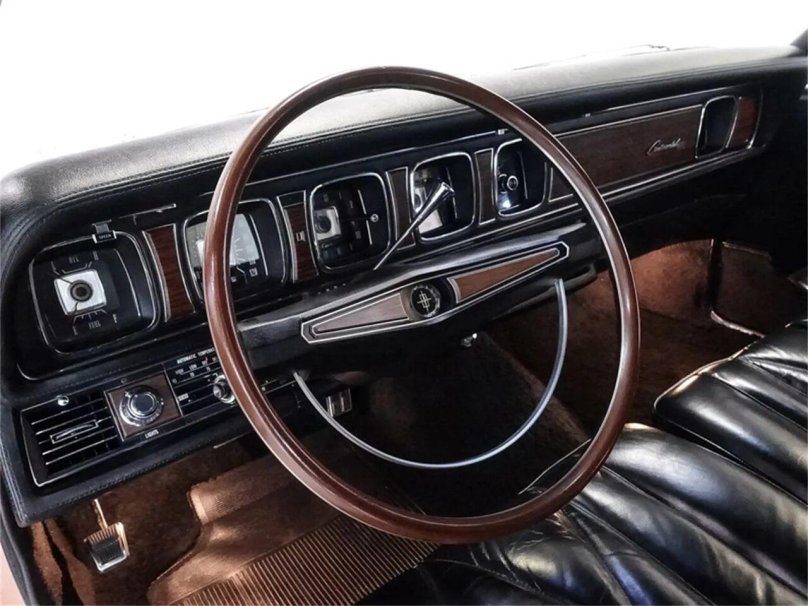 Lincoln Continental 1969 salon
