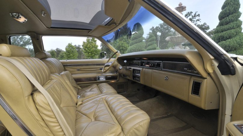 Lincoln Continental Town car 1977