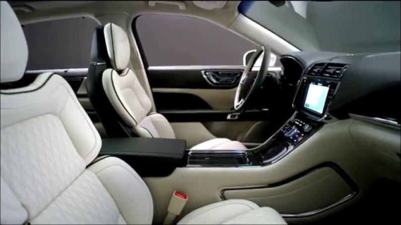 Lincoln Continental 2017 Interior