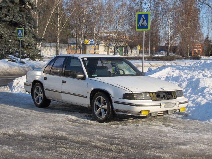 Chevrolet Lumina sedan 1990