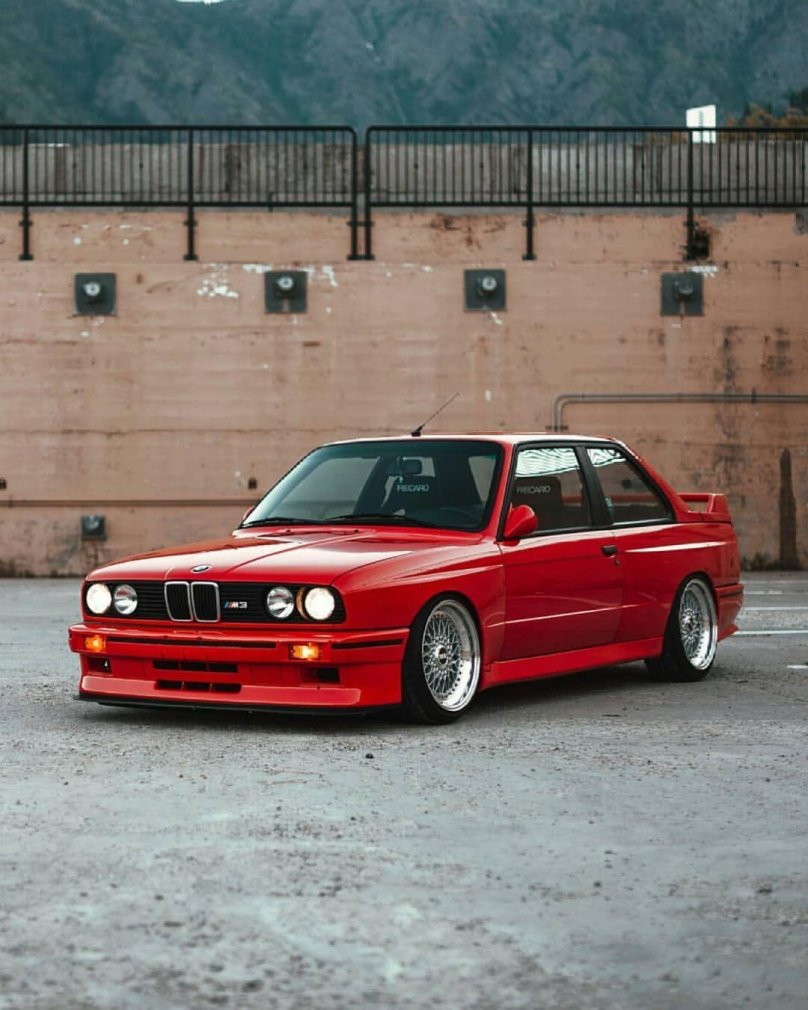 BMW e30