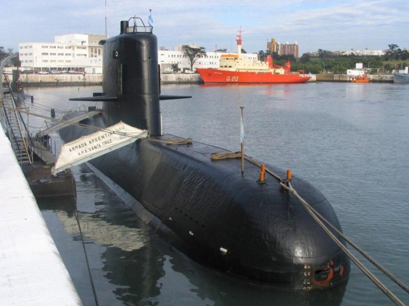 Submarines tr1700 type Santa Cruz