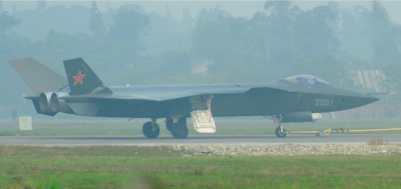 Chengdu j-20 Mighty Dragon