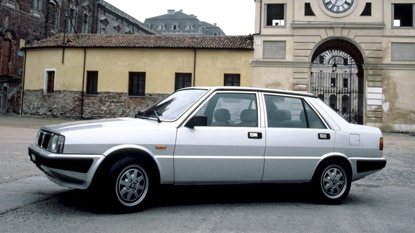 Lancia 1982