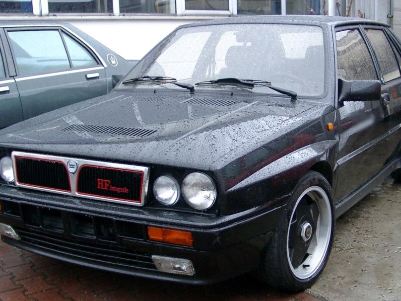 Lancia Delta 1999