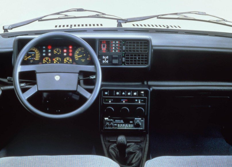 Lancia 1982