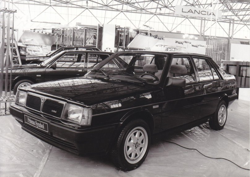 Lancia Prisma photo