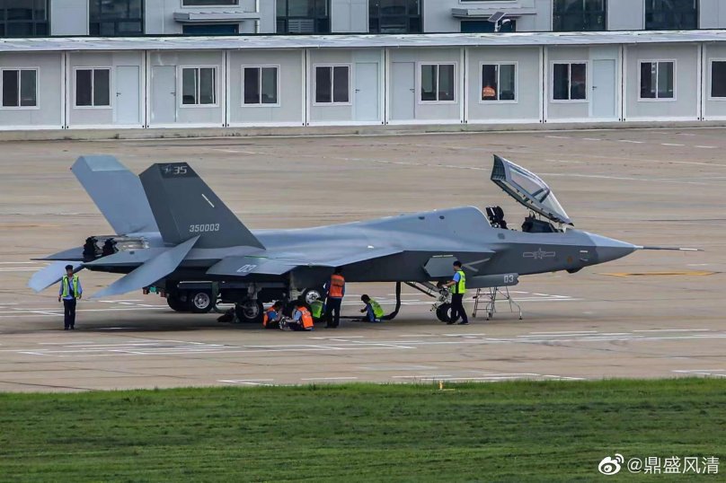Chinese stealth fighter j-31