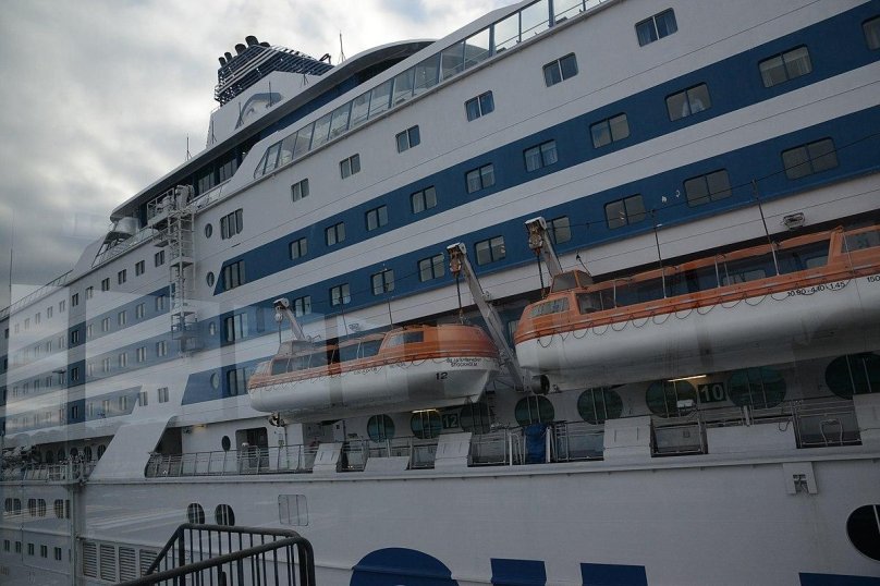 Liner Europe Helsinki Silja line Giraffe