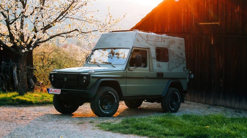 Mercedes-Benz g-class 230ge